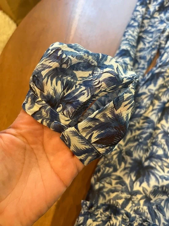 PAIGE Blue and White Palm-Print Long Sleeve Casual Dress - Picture 3 of 7